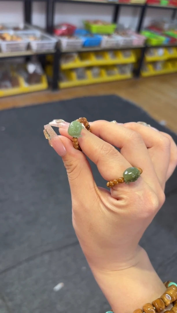 【闪购商品】和田玉（糖玉）颈饰未镶嵌   库克和田碧玉小龙人戒指