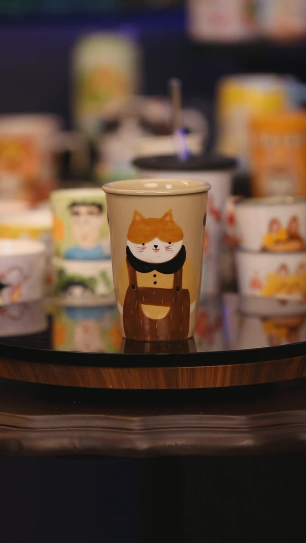 【闪购商品】摆件景德镇釉下彩绘设计师款式陶瓷