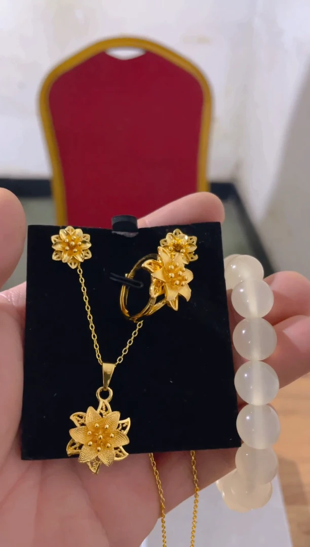 未镶嵌套盒玛瑙/玉髓高端饰品多样性发货 XY-067