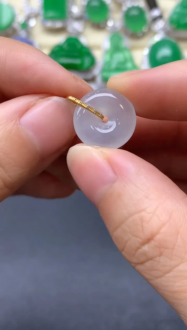 颈饰18K金镶嵌翡翠33-中国好珍宝