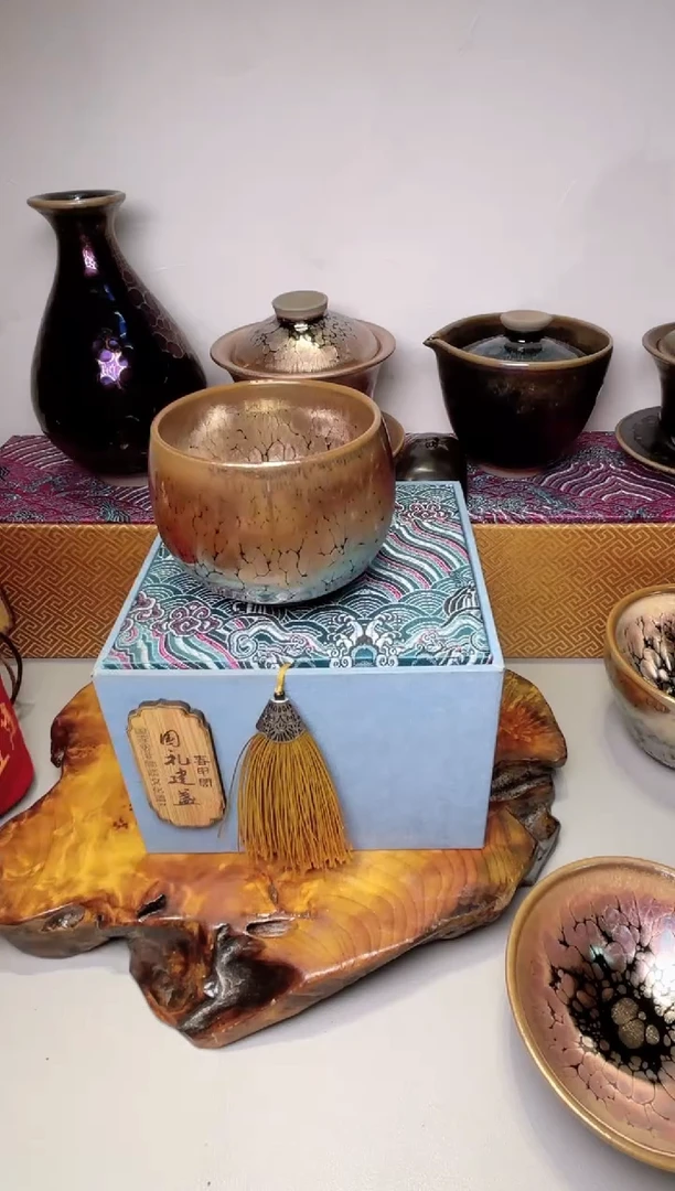 茶盏春申阁福利1只手握