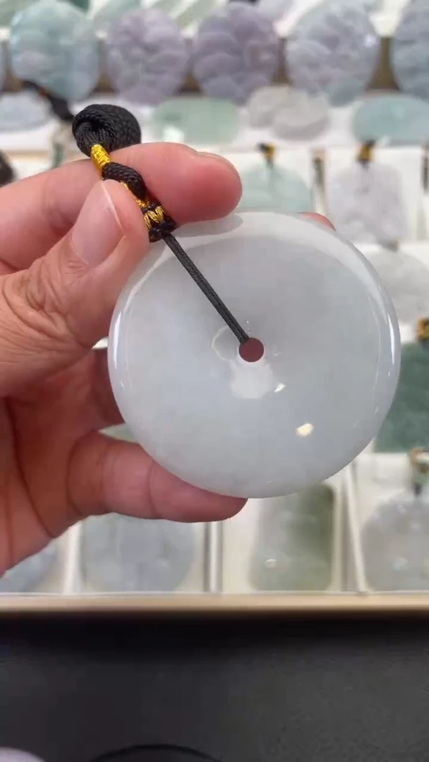 颈饰未镶嵌翡翠天然缅甸翡翠A货233