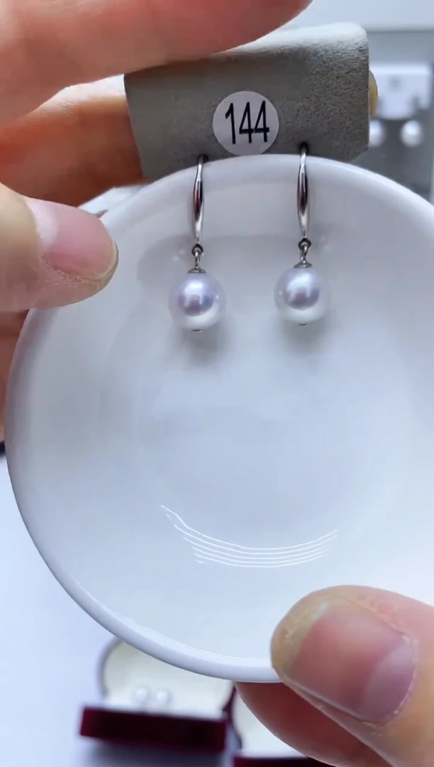 【闪购商品】淡水珍珠耳饰银S925镶嵌144