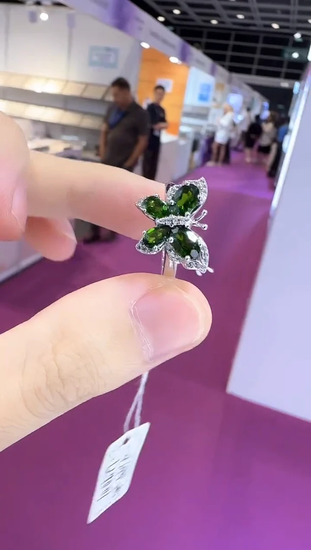 银S925镶嵌透辉石设计款16mm蝴蝶设计款
