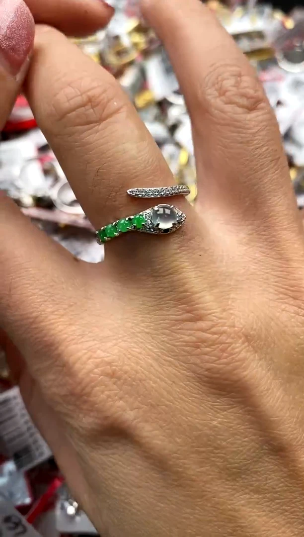 【闪购商品】翡翠戒指银S925镶嵌5555555     9