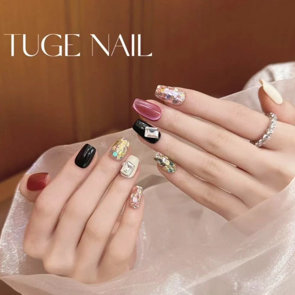 TugeNail “糖果屋”秋冬氛围感新年美甲气质原创穿戴甲TG1190