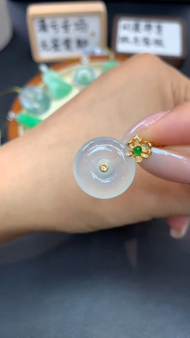 18K金镶嵌定制翡翠A763