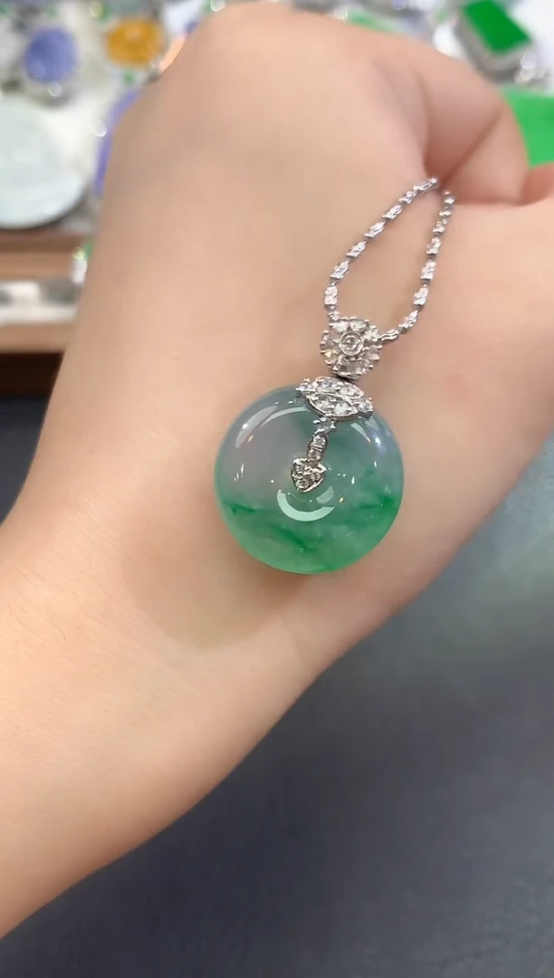 吊坠(不含链)18K金镶嵌翡翠33-吊坠