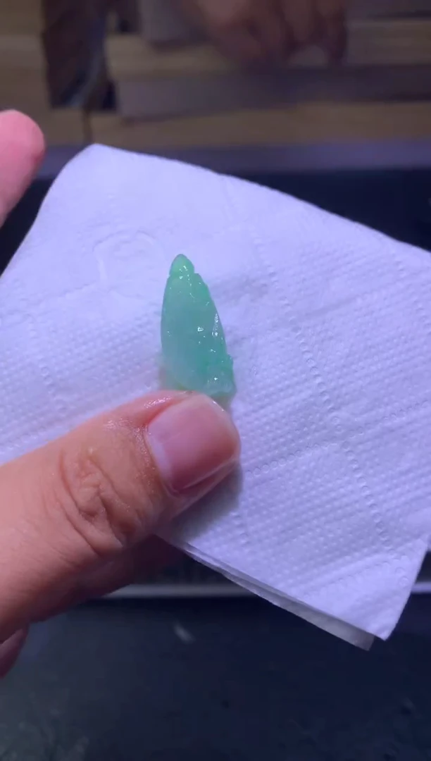 未镶嵌定制翡翠毛货