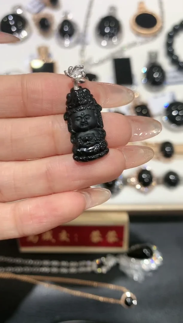 【闪购商品】翡翠吊坠(不含链)18K金镶嵌团购1