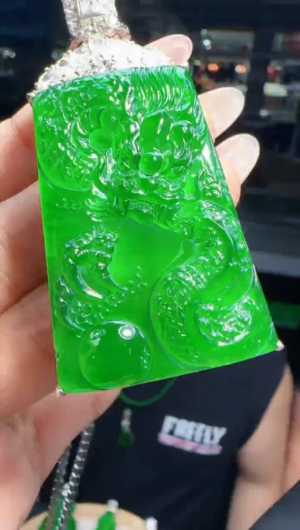 未镶嵌定制翡翠翡翠吊坠138