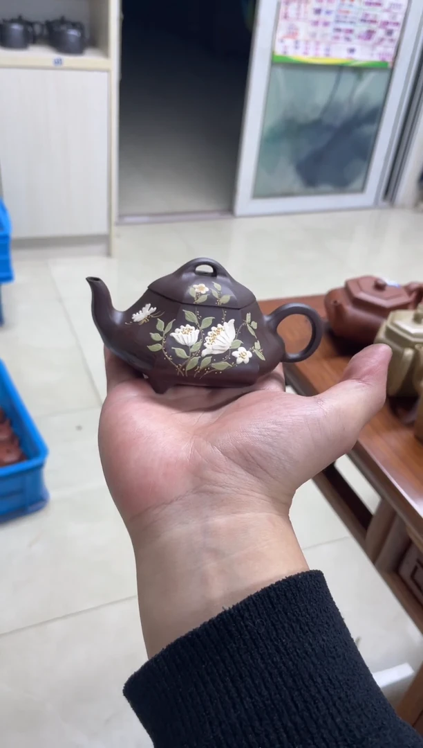 茶壶紫砂泥绘汉唐石瓢