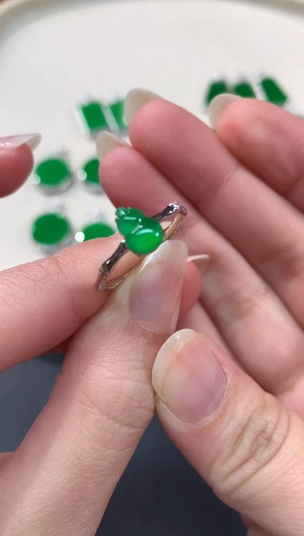 【闪购商品】翡翠戒指18K金镶嵌戒指A92|2980