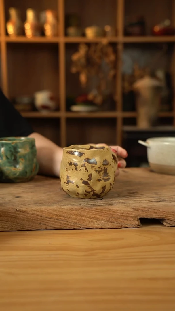 虎皮系列的带把手大肚杯1个