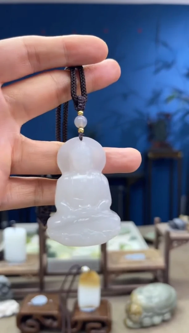 和田玉未镶嵌颈饰1