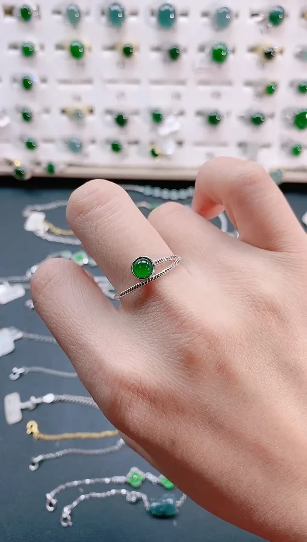 【闪购商品】翡翠戒指银S925镶嵌天然翡翠