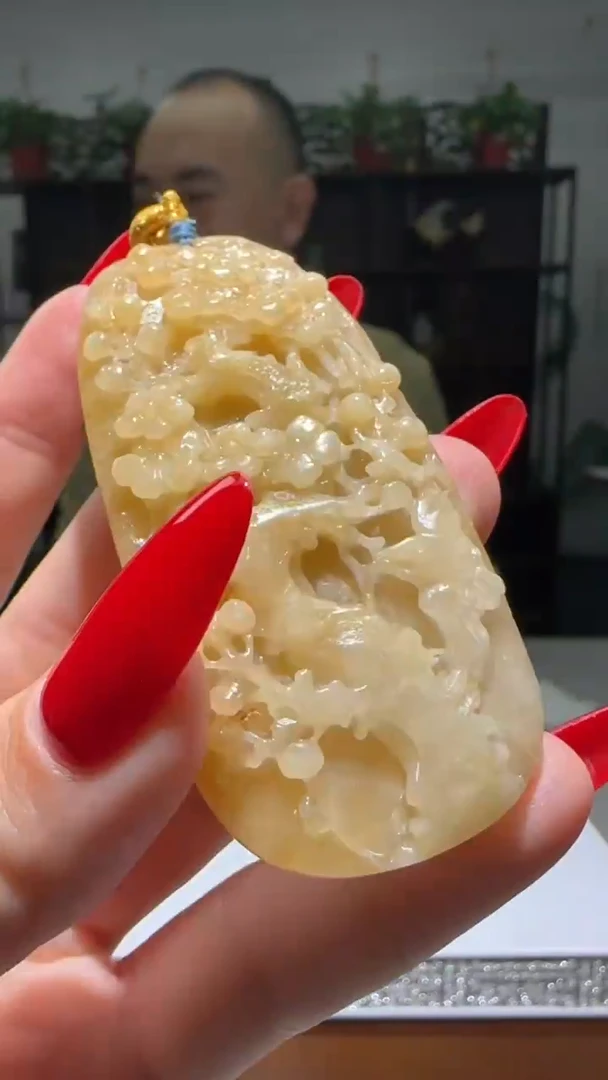 【闪购商品】翡翠颈饰未镶嵌天然翡翠A货吊坠