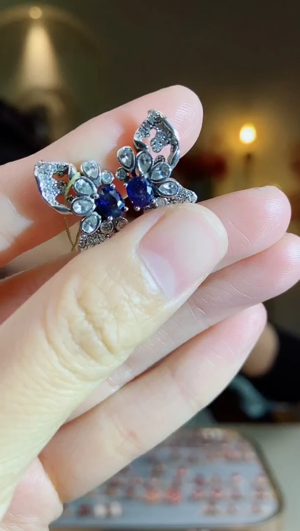 耳饰蓝宝石银S925镶嵌耳饰