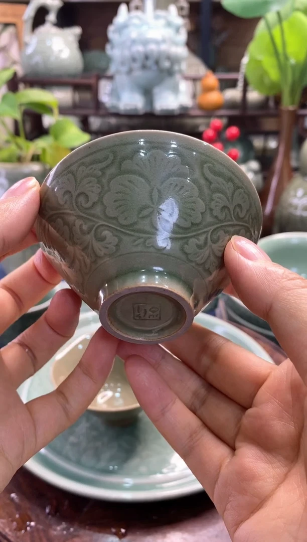TS036 片白 牡丹纹 斗笠1只微瑕