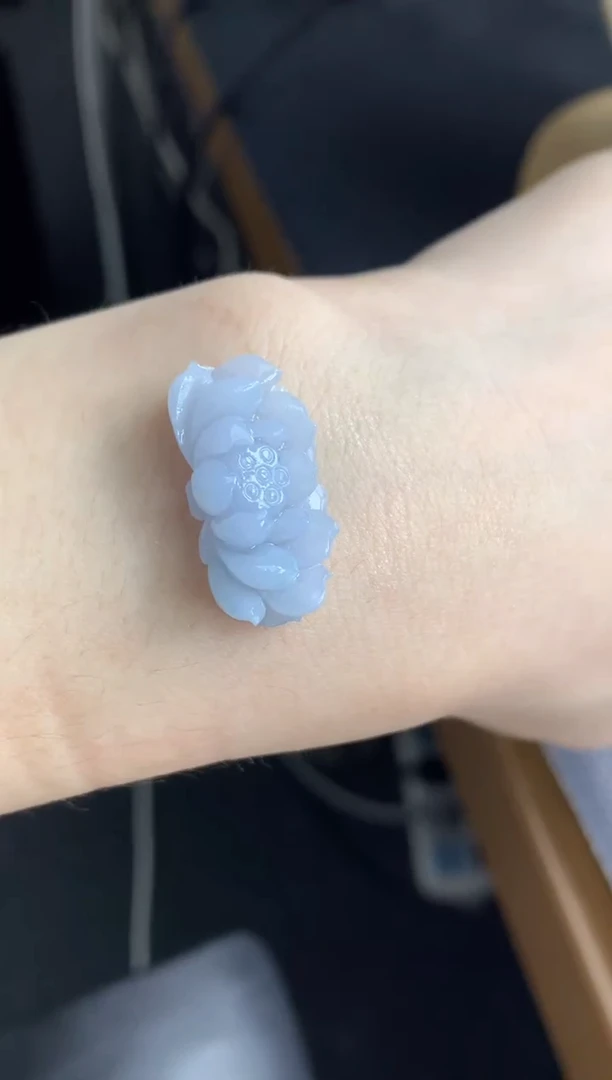 定制翡翠未镶嵌莲花