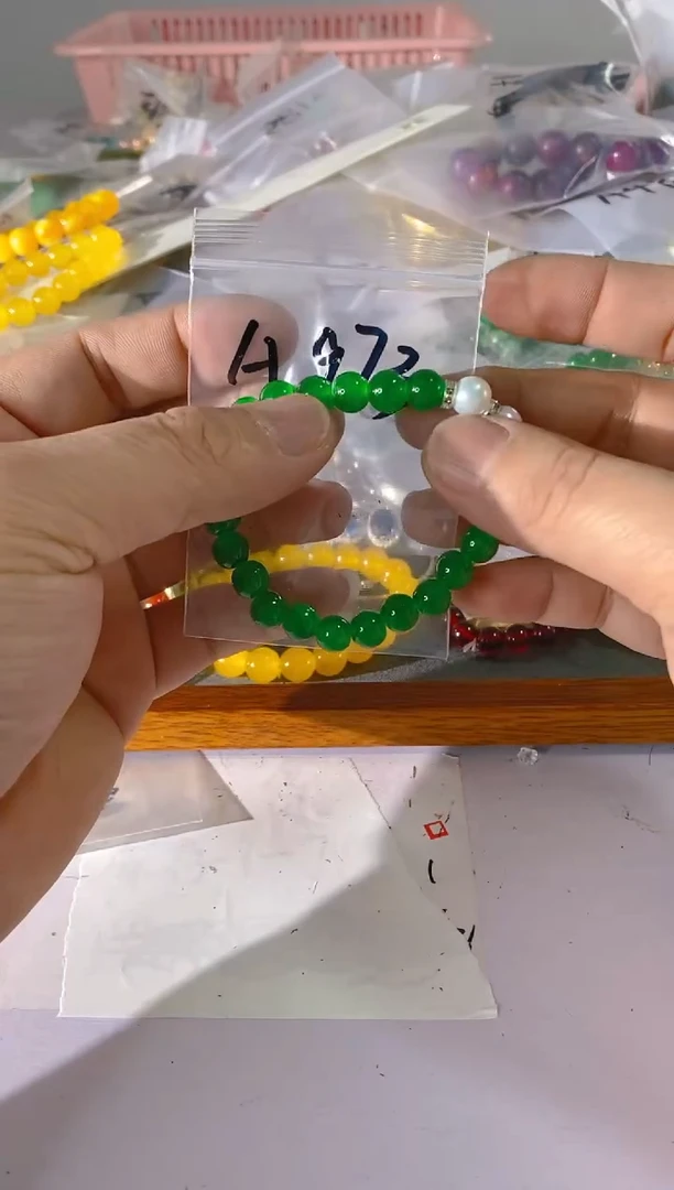 【闪购商品】水晶颈饰银S925镶嵌973红宝，蓝宝，多样性发一件赠链