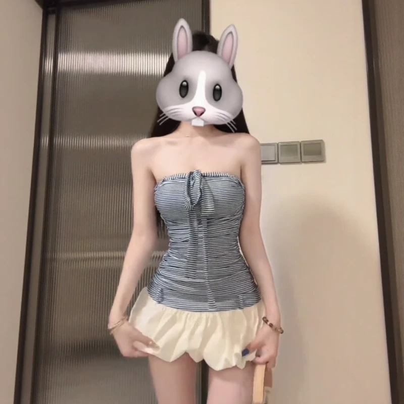 法式复古条纹蝴蝶结抹胸花苞连衣裙女夏季新款小众修身显瘦短裙子
