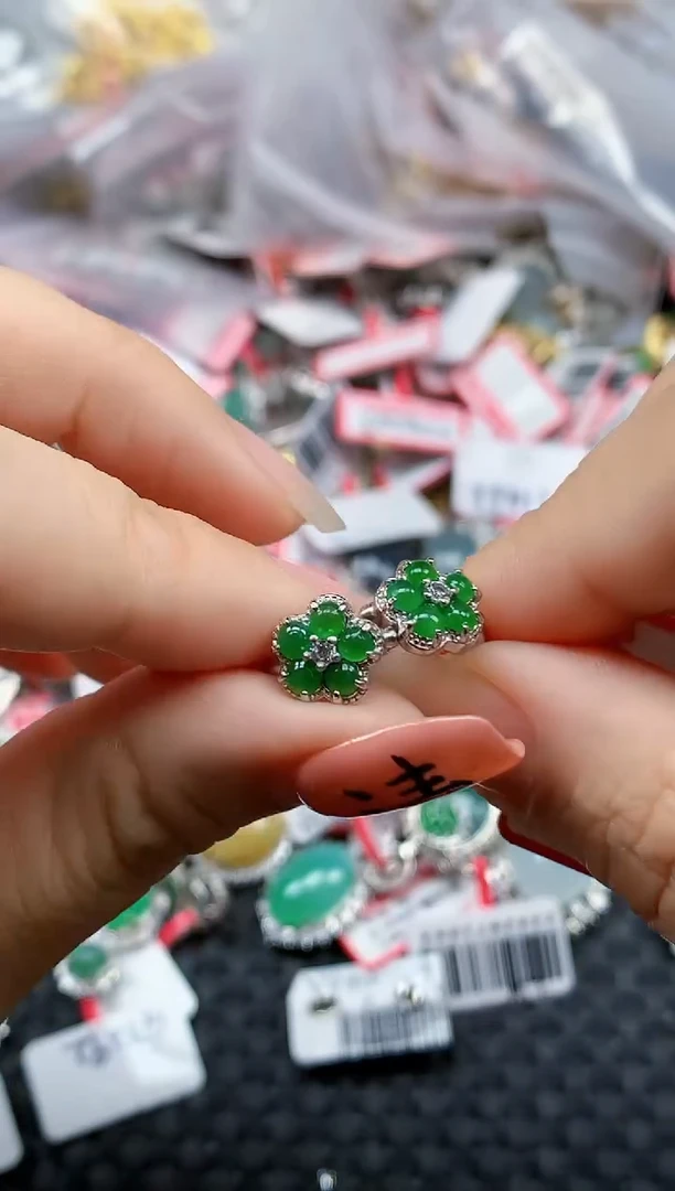 银S925镶嵌戒指翡翠天然A货缅甸翡翠