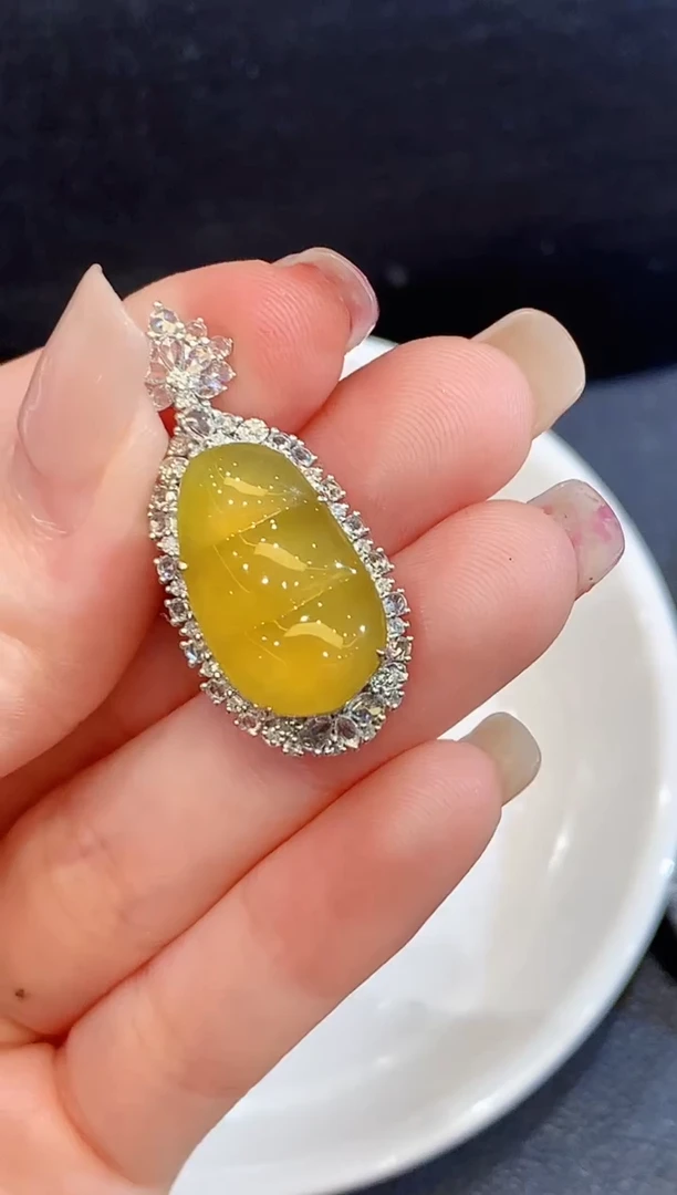 吊坠(不含链)18K金镶嵌翡翠LYH多样性发其一