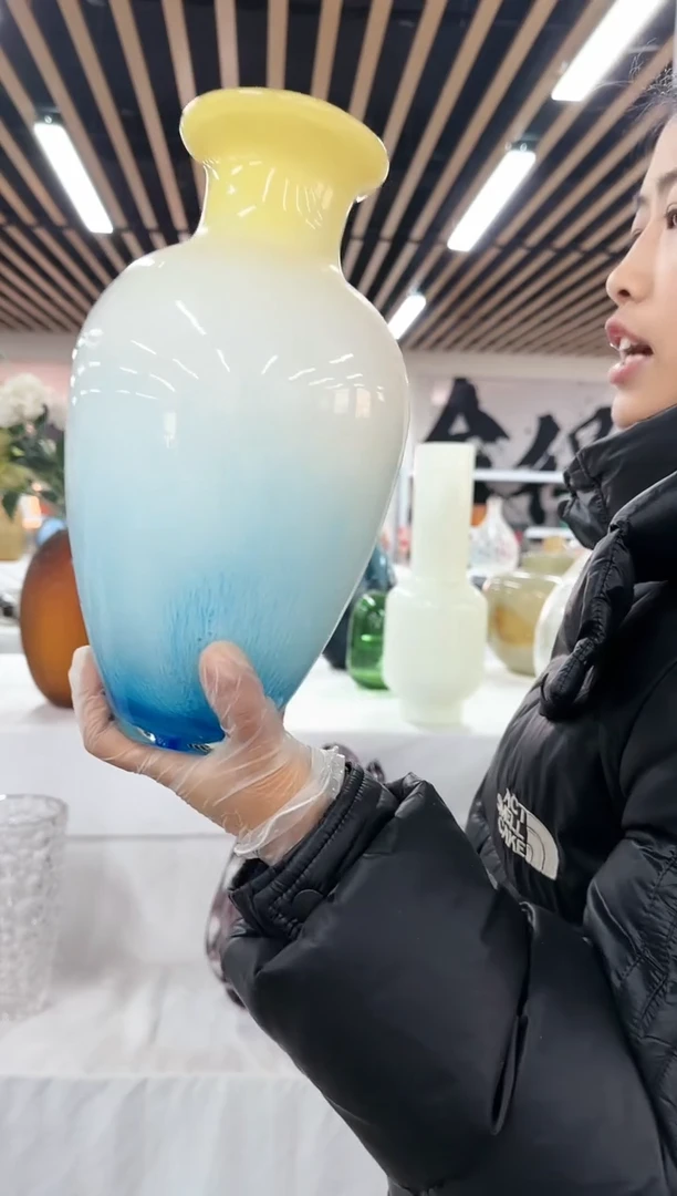 【闪购商品】花瓶8*27...........