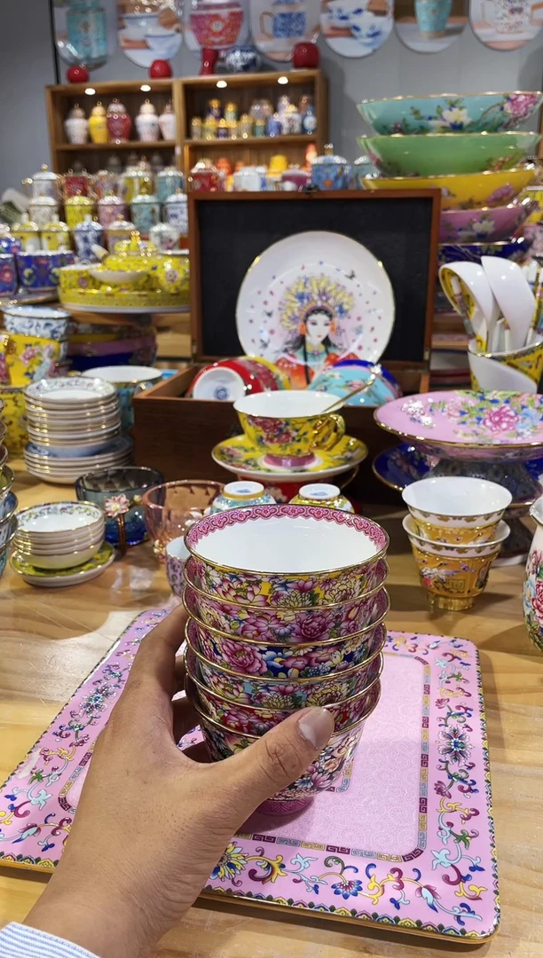 瓷片景德镇珐琅彩茶碗