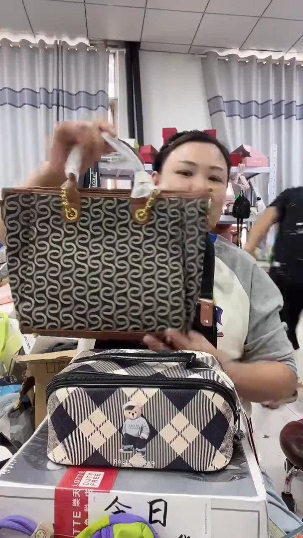 牦牛剖层皮革琪老板女包1号店超好看发图片款