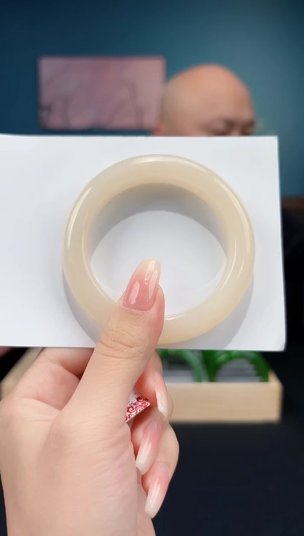 未镶嵌手镯和田玉圈口55 多样性发其一