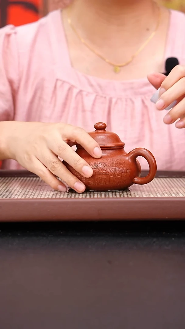 茶壶紫砂朱泥圈地容天刻绘
