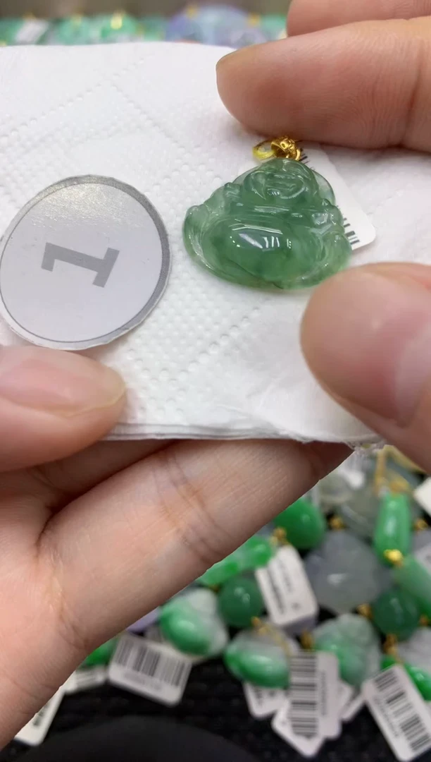颈饰未镶嵌翡翠天然缅甸翡翠A货