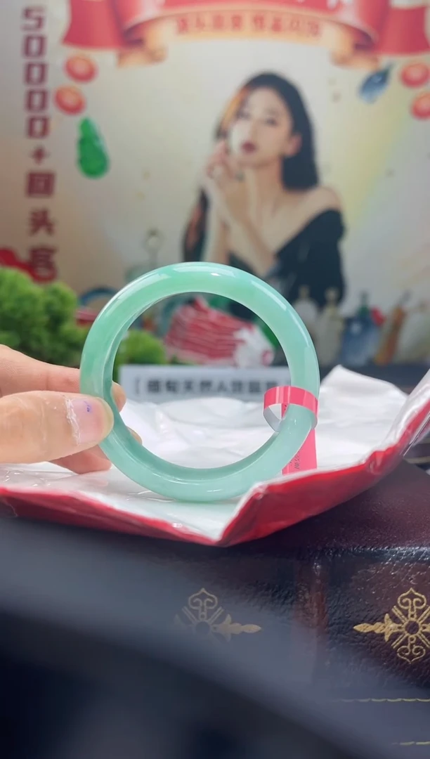 【闪购商品】翡翠手镯未镶嵌手镯3