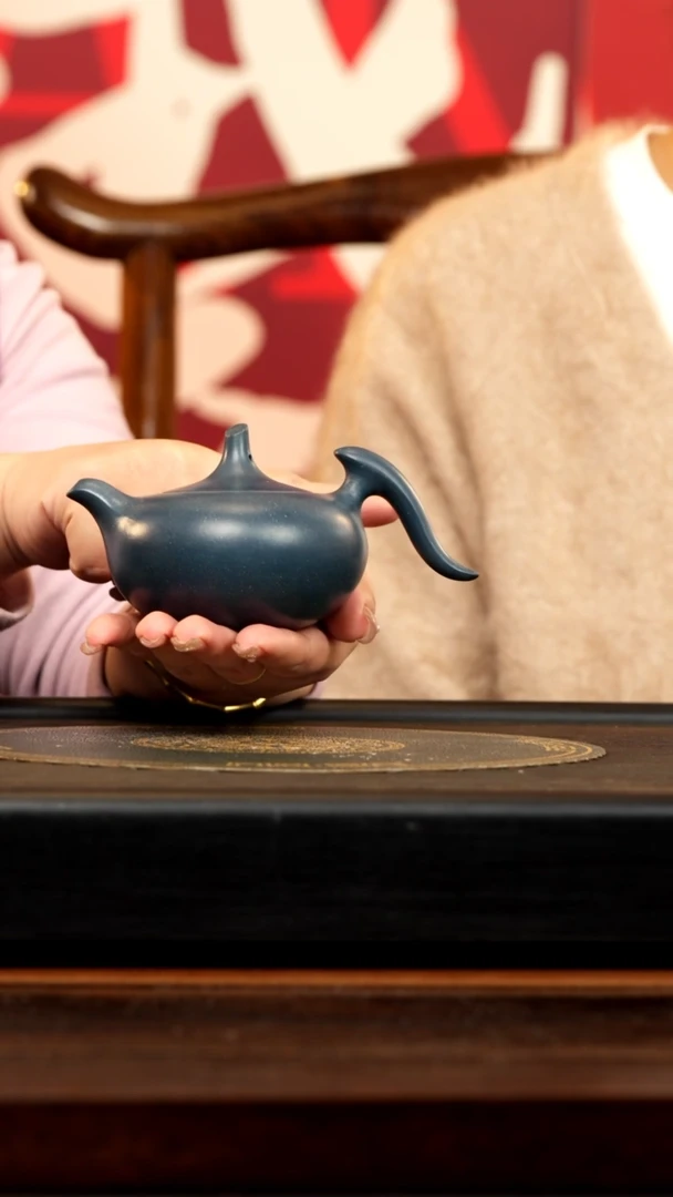 【闪购商品】紫砂茶壶XF 墨绿泥 飞翔