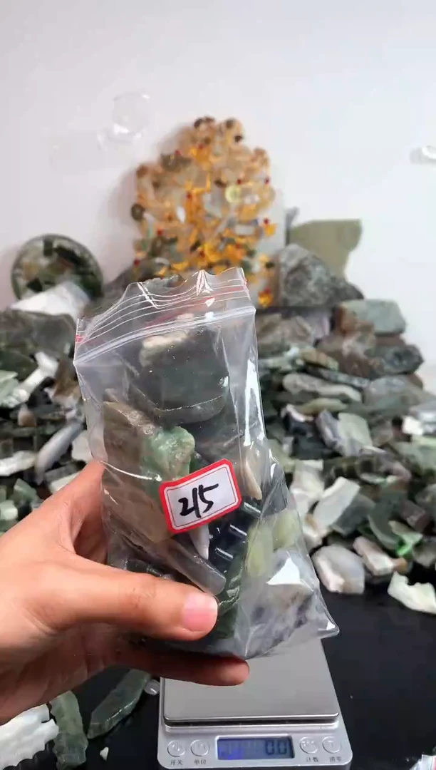 未镶嵌和田玉摆件215