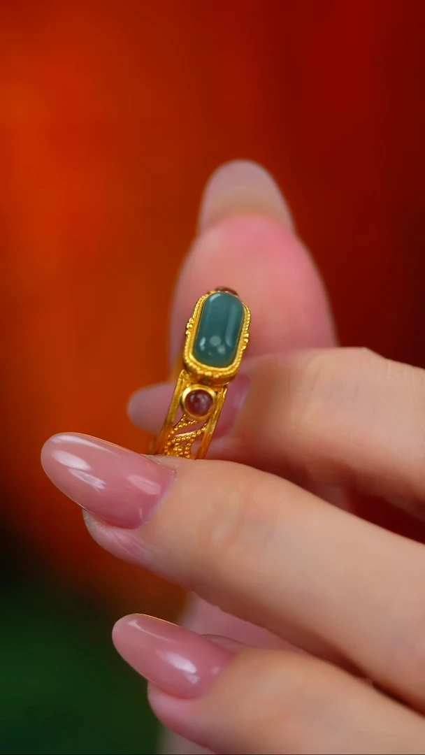 银S925镶嵌戒指翡翠新款