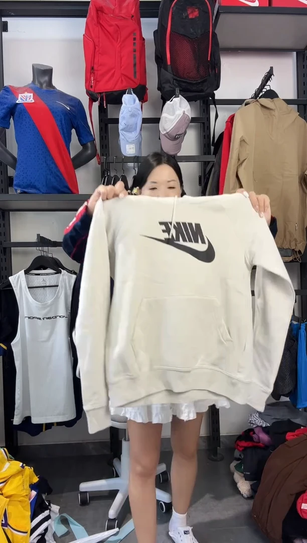 755   编码 瑕疵款直播间过款为准 尺码 S