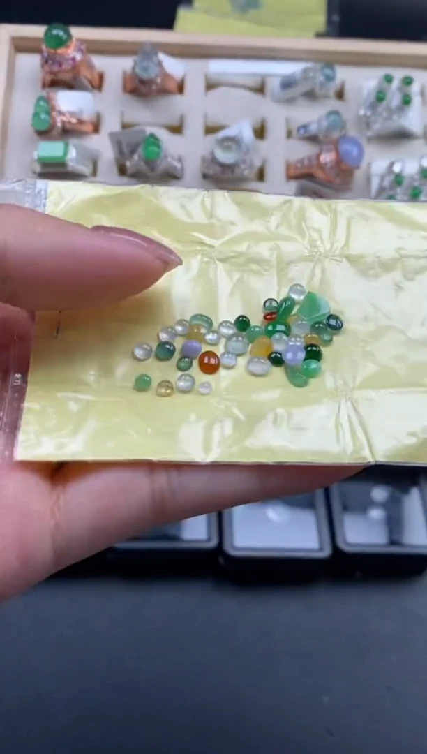 翡翠裸石天然翡翠裸石蛋面59