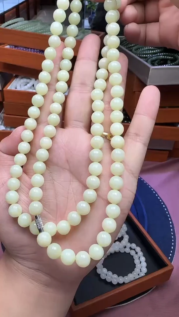 未镶嵌和田玉挂件【陆1104】44 7021 多样性发其一