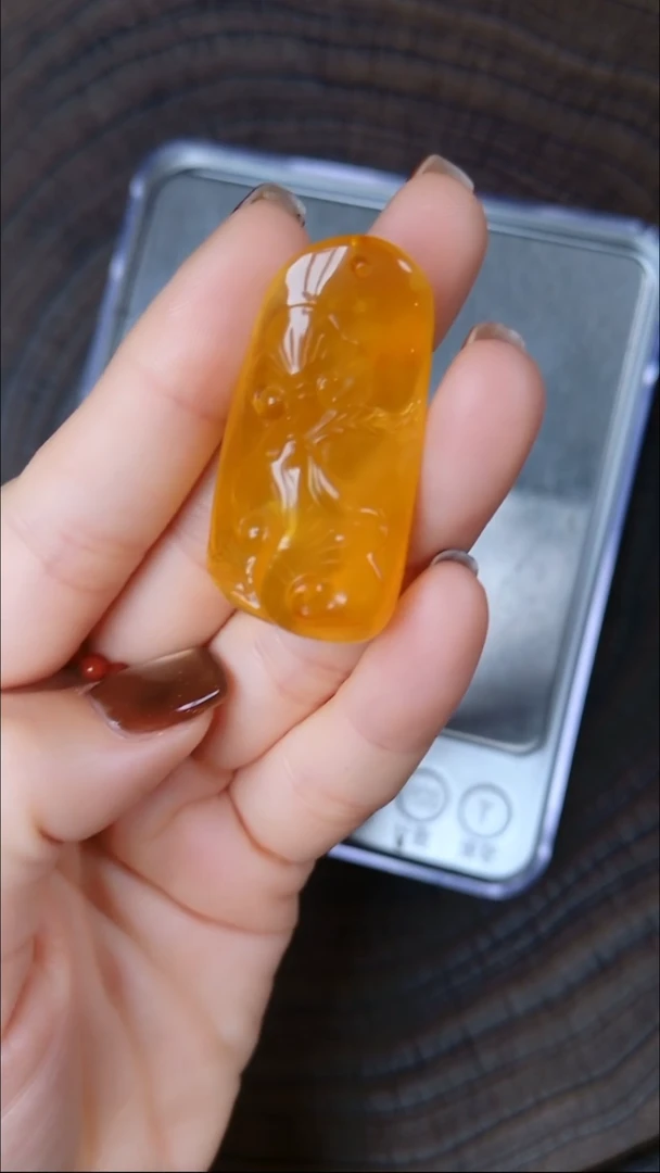 蜜蜡颈饰未镶嵌吊坠