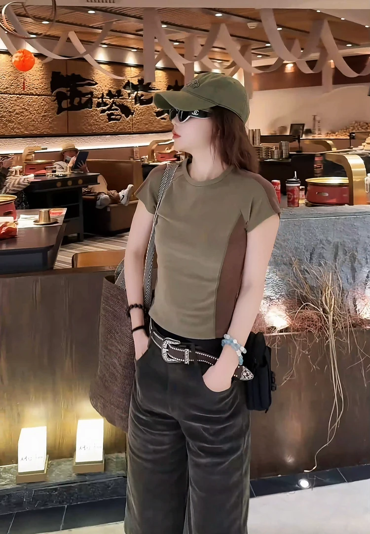 z4503 CC推荐 绒感拼色修身显瘦百搭T恤