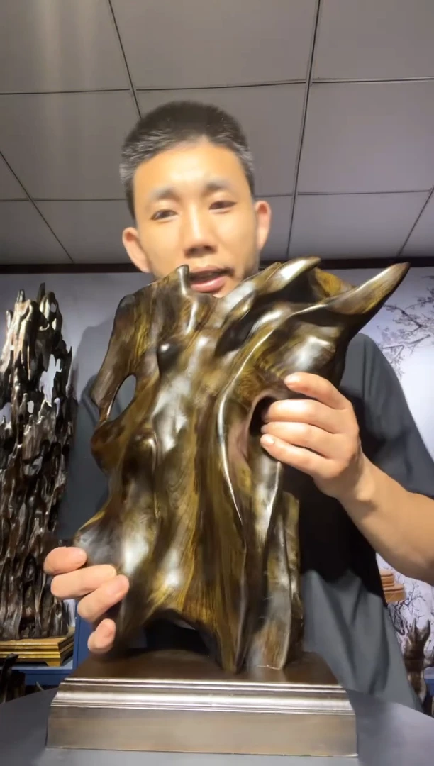 金丝楠木雕款如*金丝楠木工艺品摆件