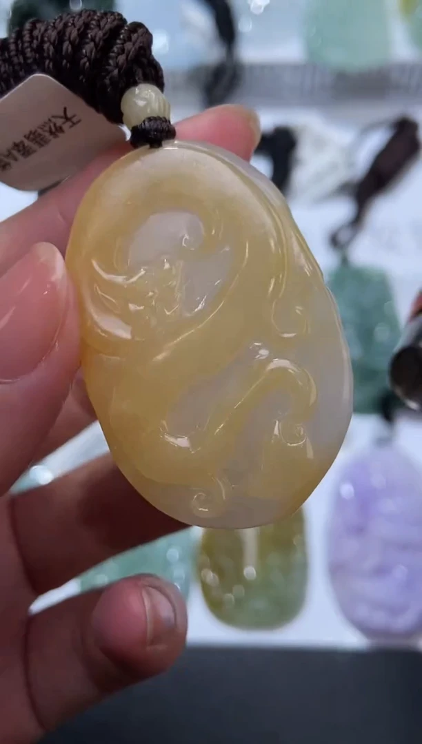 未镶嵌挂件翡翠流****g21313