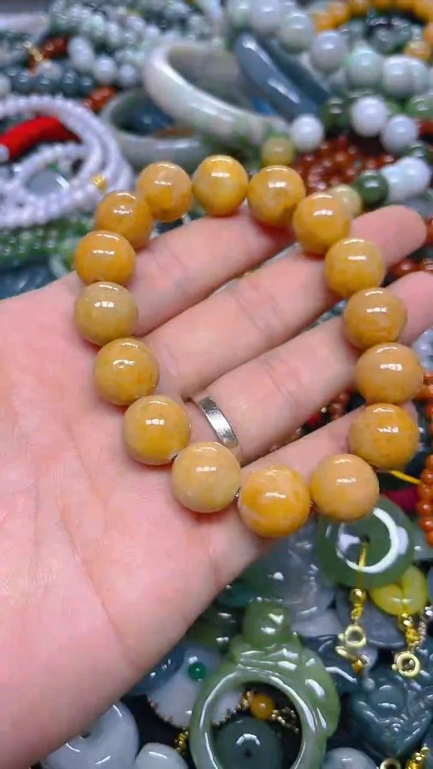 颈饰未镶嵌翡翠13MM/ U /翡翠A货，一件也是批发价