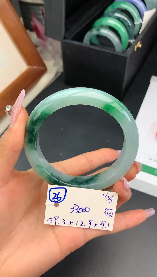 【闪购商品】翡翠手镯未镶嵌玉手镯