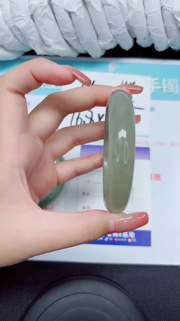 石英质玉手镯未镶嵌214-58