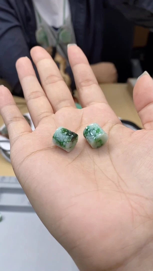 未镶嵌定制翡翠秋**凉珠子