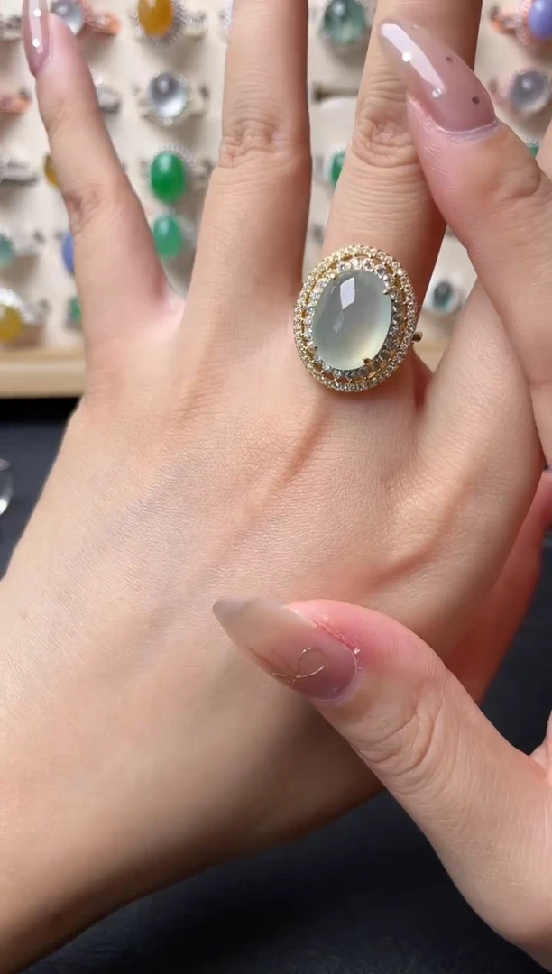 【闪购商品】翡翠戒指银S925镶嵌一物一证一礼盒